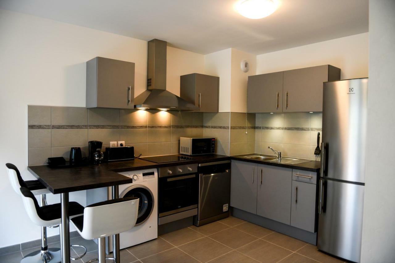 Appartement Au Pied Du Mont-Blanc ! 萨莱切 外观 照片