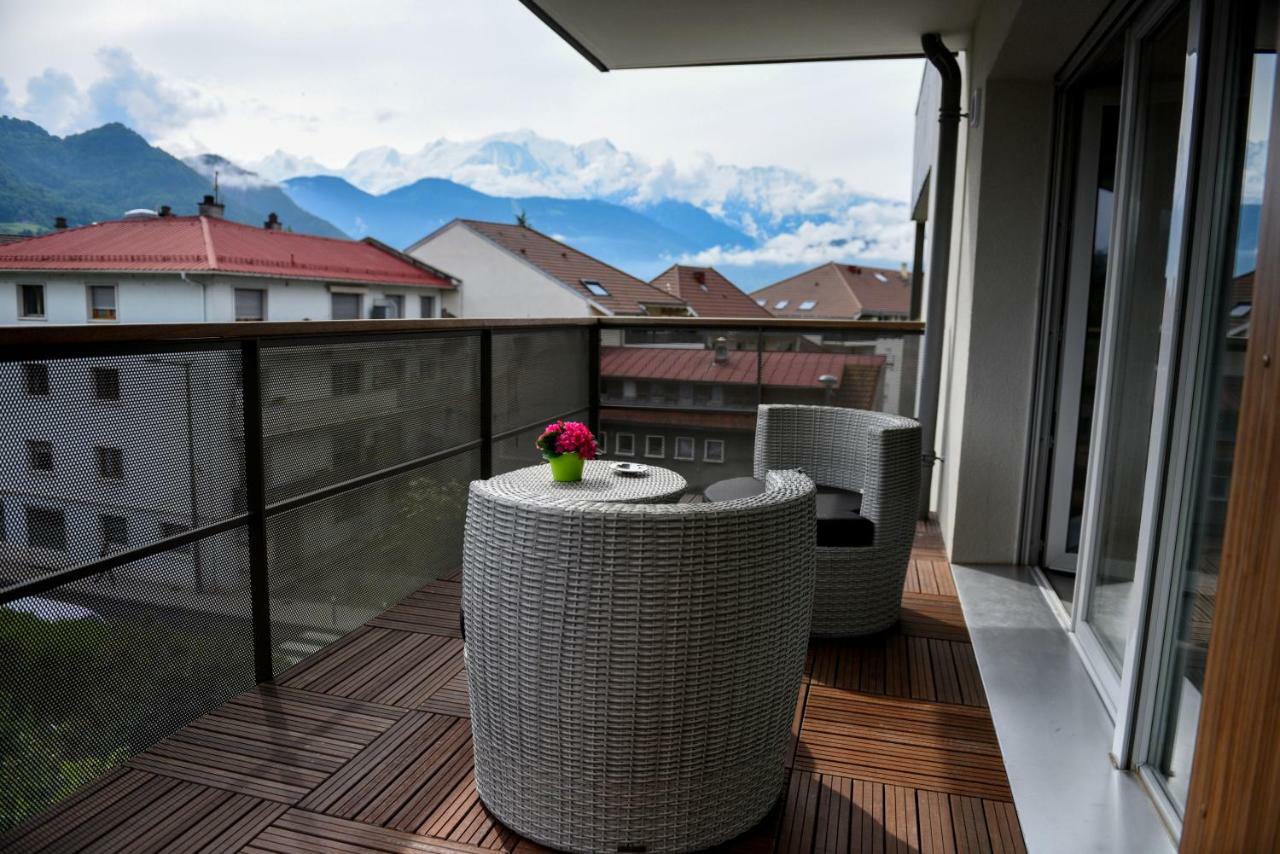 Appartement Au Pied Du Mont-Blanc ! 萨莱切 外观 照片